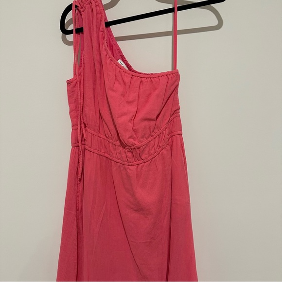 One-Shoulder Pink Midi Dress - Picture 2 of 4